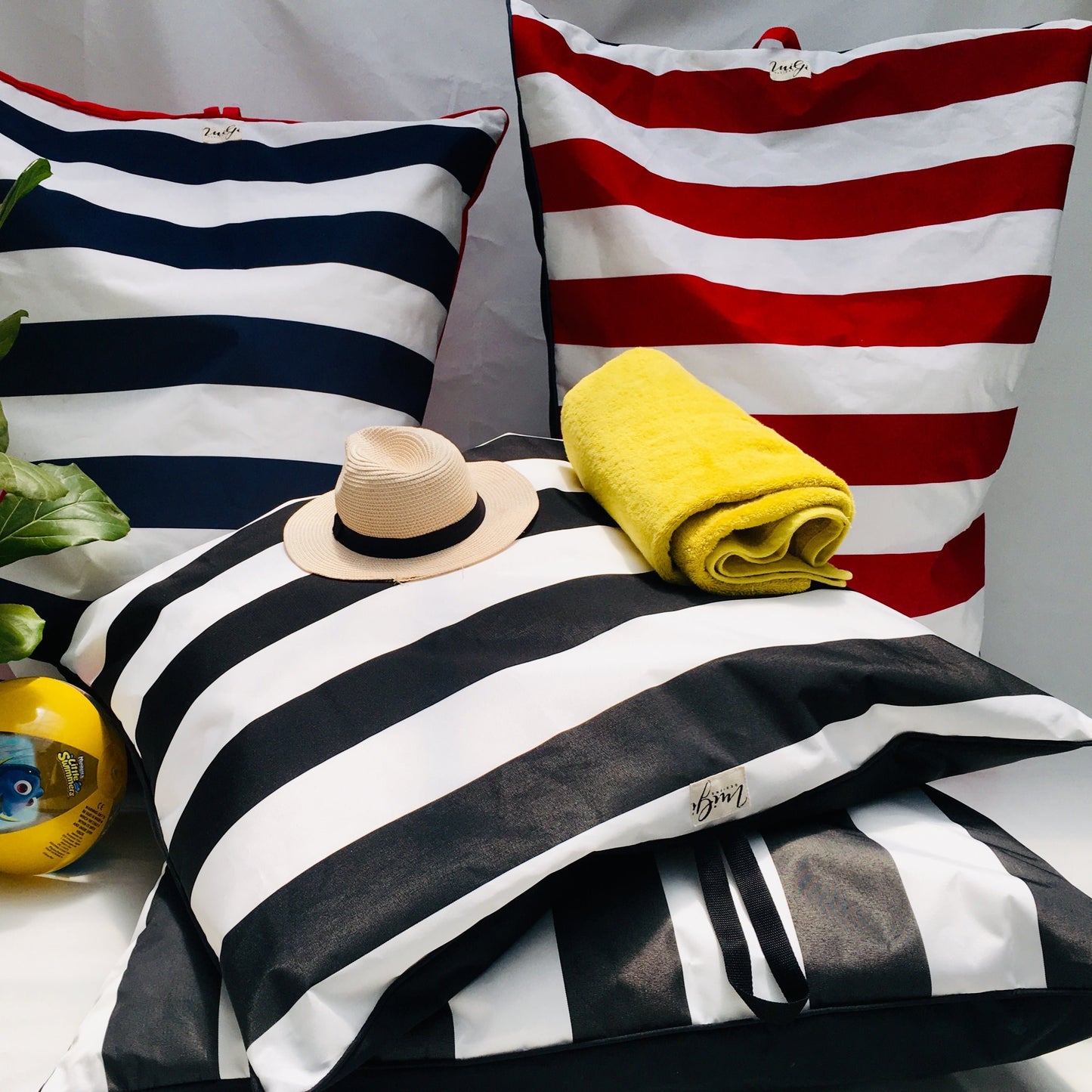 Floating Pool/ Outdoor Cushion